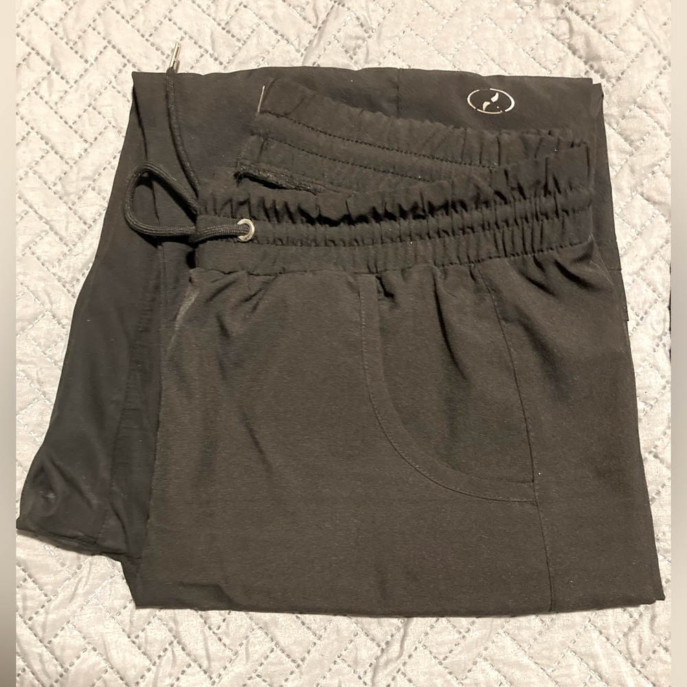 Scrub pants